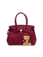 Borsa Miss L in lycra bordeaux Save My Bag con ciondolo orsetto, vista frontale.