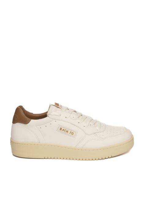 White/cuoio