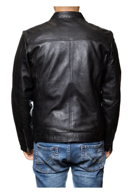  CENSURED | JMTRIWPELLE-90