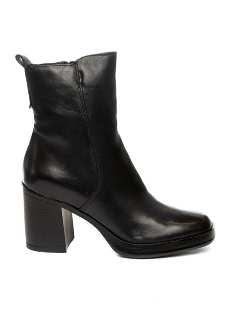  MJUS | P96212PELLE-NERO