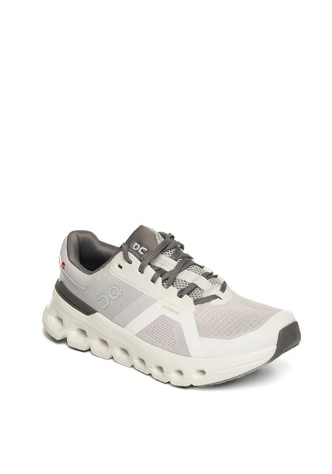  ON | CLOUDRUNNER3ME1014-01622