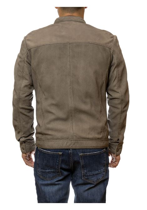  CENSURED | JMTRAPPSHP5-511