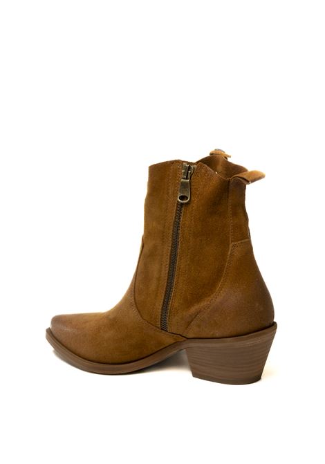  UP44 | DX2430INGR-CUO/MORO